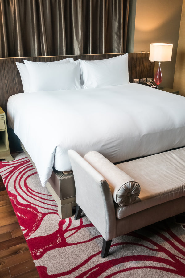 WHITESATINBED SHEETS–100%COTTON (WHITE SATIN STRIPE )